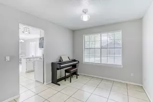 10603 Prospect Hill Dr, Houston, TX 77064 - Photo 11