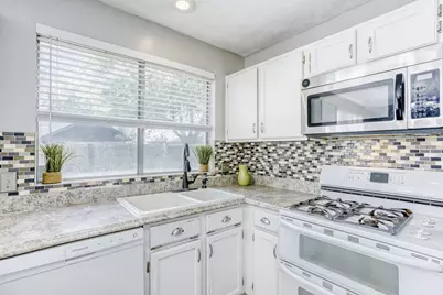 10603 Prospect Hill Drive, Houston, TX 77064 - Photo 9