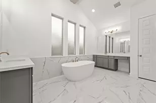 261 Warbler Song Dr, Willis, TX 77318 - Photo 9