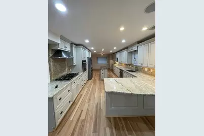 9415 Endicott Lane, Houston, TX 77096 - Photo 5