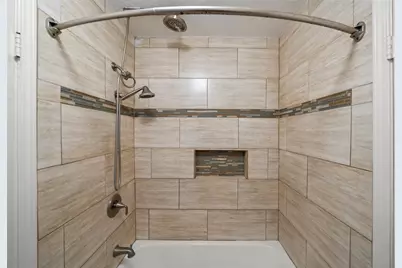 2010 Monterrey Street, Kemah, TX 77565 - Photo 11