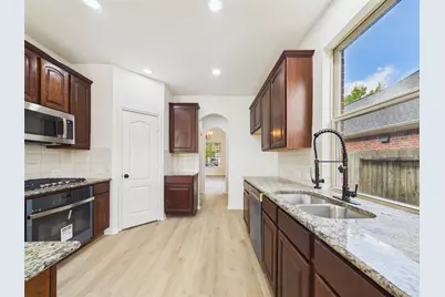 2509 Crestmoon Court, Houston, TX 77089 - Photo 15