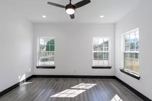 409 Winnie St, Houston, TX 77009 - Photo 27