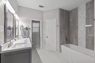 8007 Tustin Dr, Houston, TX 77095 - Photo 21