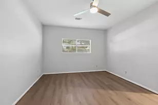 8007 Tustin Dr, Houston, TX 77095 - Photo 19