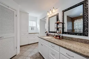 1619 Crystal Hills Dr, Houston, TX 77077 - Photo 37