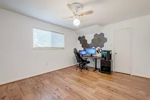 1619 Crystal Hills Dr, Houston, TX 77077 - Photo 21
