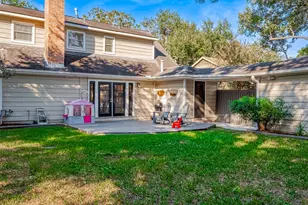 1619 Crystal Hills Dr, Houston, TX 77077 - Photo 17
