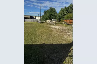 2226 Avenue L, Dickinson, TX 77539 - Photo 3