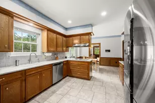17722 Treeloch Ln, Spring, TX 77379 - Photo 15