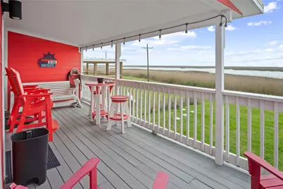 2012 Keystone, Port Bolivar, TX 77650 - Photo 11