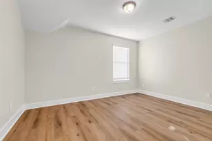 12341 N Chestnut Hls Dr, Conroe, TX 77303 - Photo 29