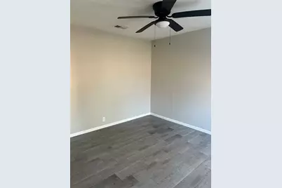 11719 Pender Lane, Houston, TX 77477 - Photo 17