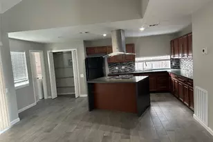 11719 Pender Ln, Houston, TX 77477 - Photo 7