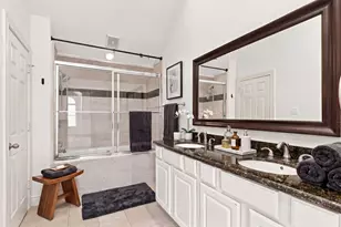 1602 Colorado St, Houston, TX 77007 - Photo 19