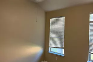 12918 Fenland Field Ln, Houston, TX 77047 - Photo 5
