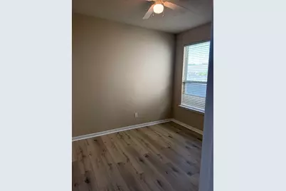 12918 Fenland Field Lane, Houston, TX 77047 - Photo 11