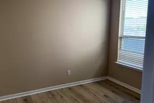 12918 Fenland Field Ln, Houston, TX 77047 - Photo 11
