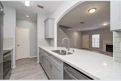 3088 Holly Hall Street #3088, Houston, TX 77054 - Photo 7