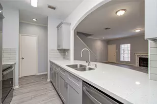 3088 Holly Hall St, Houston, TX 77054 - Photo 7