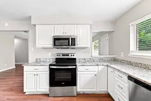 6210 Vinewood Ln, League City, TX 77573 - Photo 17