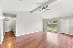 6210 Vinewood Ln, League City, TX 77573 - Photo 9