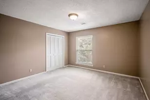 1306 Riverview Ct, Houston, TX 77077 - Photo 35