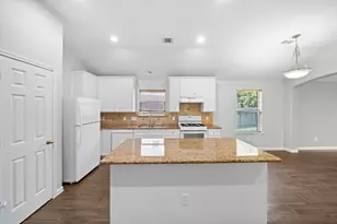 22543 Sweetglen Ct, Spring, TX 77373 - Photo 5