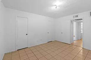 6305 Westward St, Houston, TX 77081 - Photo 25