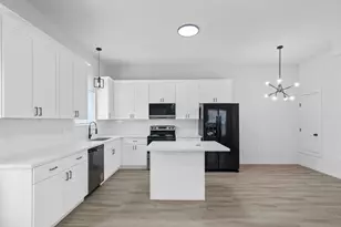 9725 Kerr St, Houston, TX 77029 - Photo 11