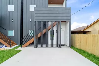9725 Kerr Street #A, Houston, TX 77029 - Photo 3
