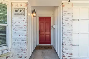 9619 Highmeadow Dr, Houston, TX 77063 - Photo 3