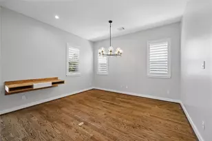 158 Vieux Carre Dr, Houston, TX 77009 - Photo 7