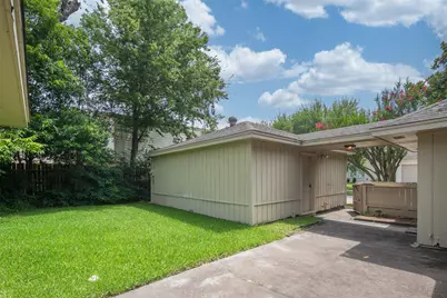 12502 Queensbury Lane, Houston, TX 77024 - Photo 23
