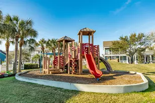 9 Caravelle Ct, Galveston, TX 77554 - Photo 37