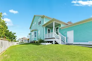 9 Caravelle Ct, Galveston, TX 77554 - Photo 27