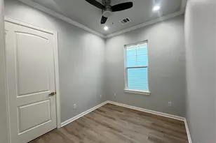 1024 62nd St, Galveston, TX 77551 - Photo 15