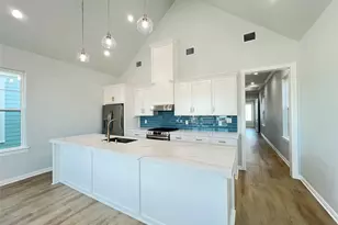 1024 62nd St, Galveston, TX 77551 - Photo 7