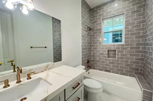 1024 62nd St, Galveston, TX 77551 - Photo 13