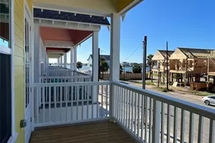 1024 62nd St, Galveston, TX 77551 - Photo 21