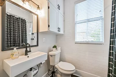 1715 30th Street, Galveston, TX 77550 - Photo 17