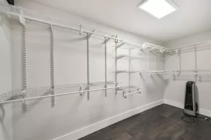 1715 30th St, Galveston, TX 77550 - Photo 27