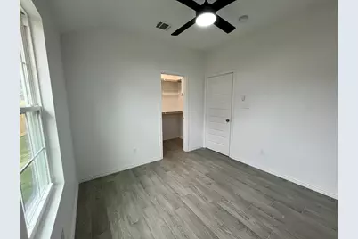 5706 Howell Street #B, Houston, TX 77032 - Photo 17