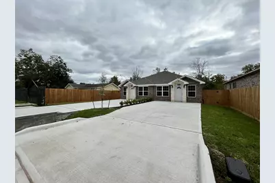 5706 Howell Street #B, Houston, TX 77032 - Photo 3
