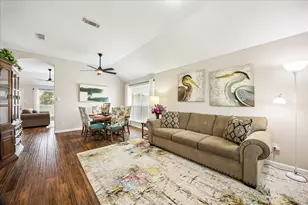 202 Meadowhill Ln, League City, TX 77539 - Photo 7
