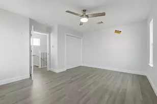 9026 McGallion Rd, Houston, TX 77022 - Photo 23