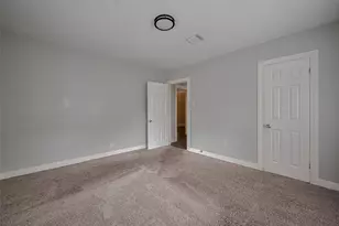 1813 Hatwell St, Houston, TX 77023 - Photo 21