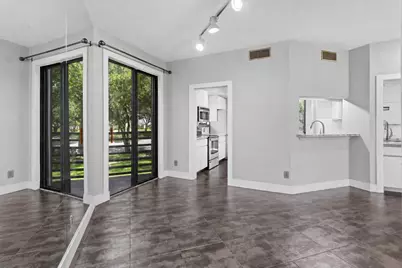 1931 Enterprise Avenue, League City, TX 77573 - Photo 13