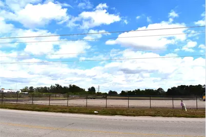 8911 Fm 524 Road, Sweeny, TX 77480 - Photo 11