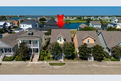 7 Sunrise Row, Galveston, TX 77554 - Photo 1